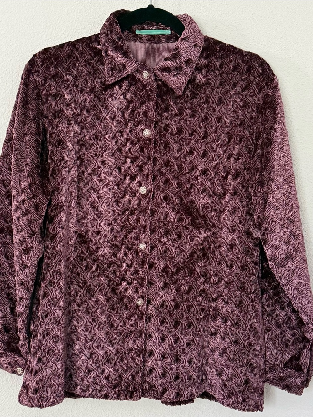 Vtg 90s Y2K Dimpled Velvet Button Up Shirt Whimsygoth Clear Flower Buttons